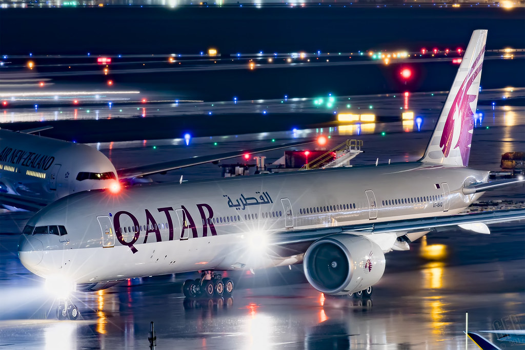 A7BAQ Qatar 777300ER IAH 20171204 First time I recall … Flickr