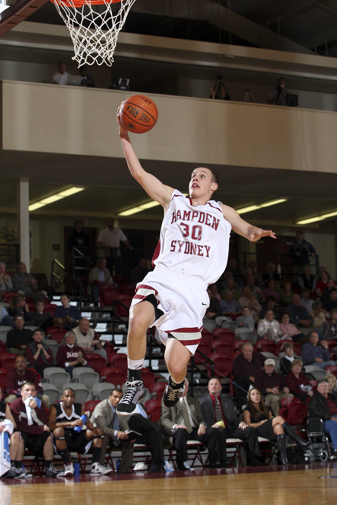Basketball vs. Roanoke February 11, 2009 Ben Jessee HSC