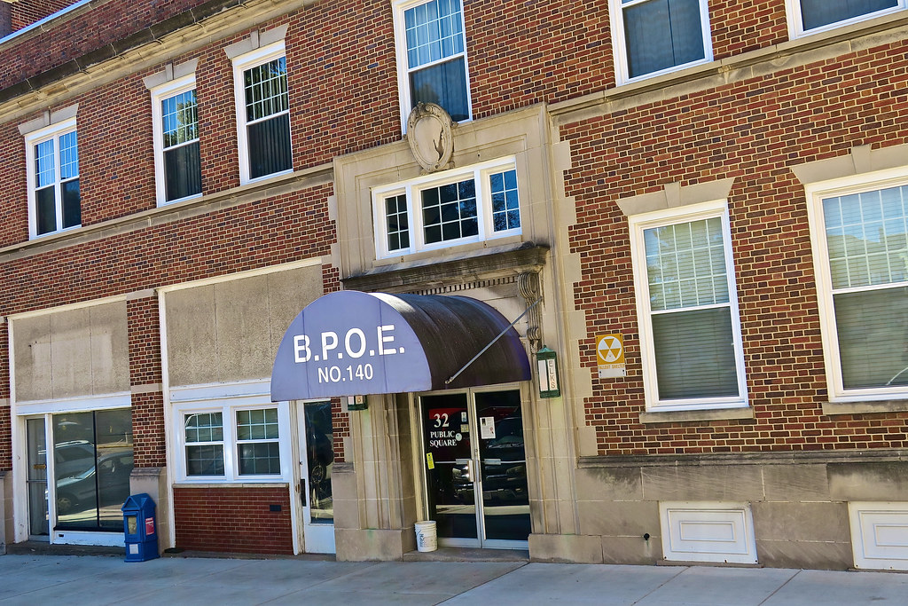 Elks Club, Mt. Vernon, OH Elks Club, 32 Public Square, Mou… Flickr