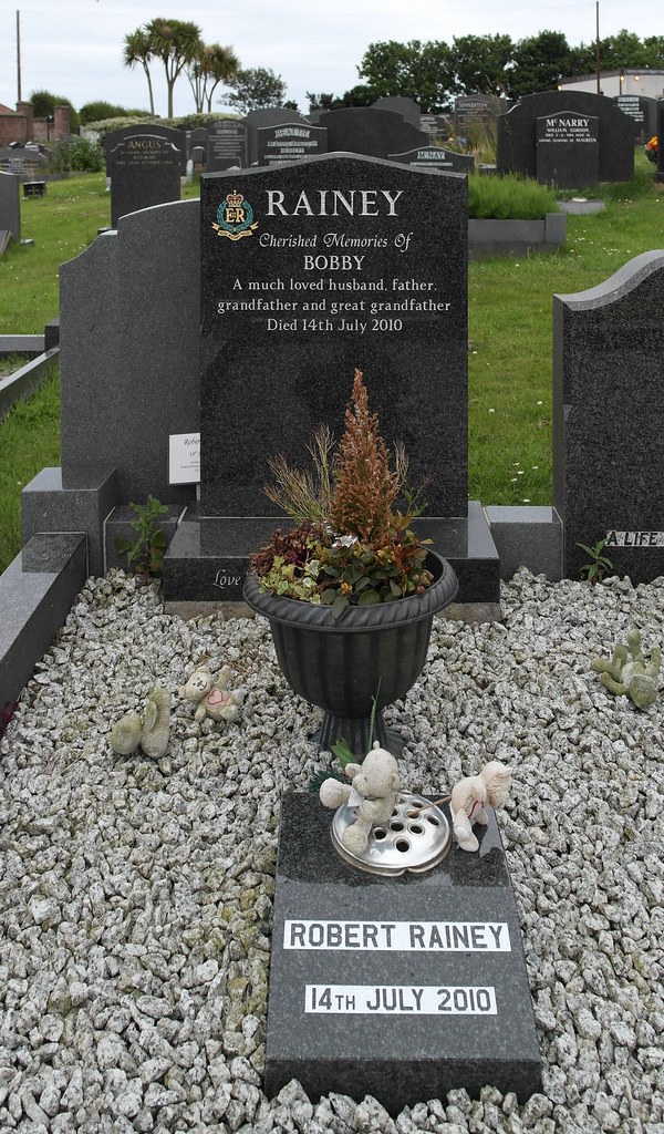 Robert (Bobby) Rainey Ballyvester Cemetery, Donaghadee, Co… Flickr