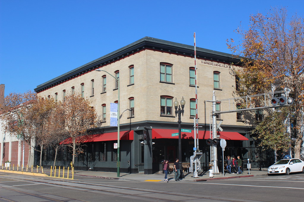 Overland House, Jack London Square ExOverland House Warne… Flickr