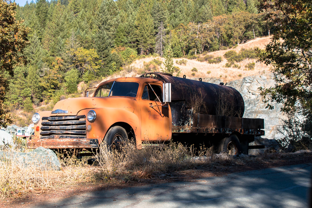 Rocking Truck at the rock plant in Laytonville, CA I've se… Flickr