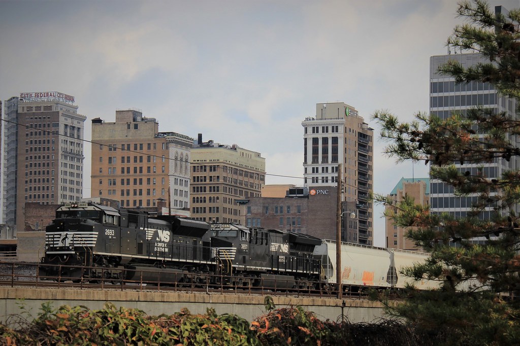 IMG_2429 (3) Norfolk SouthernRailroad Park in Birmingham Mike Smith Flickr