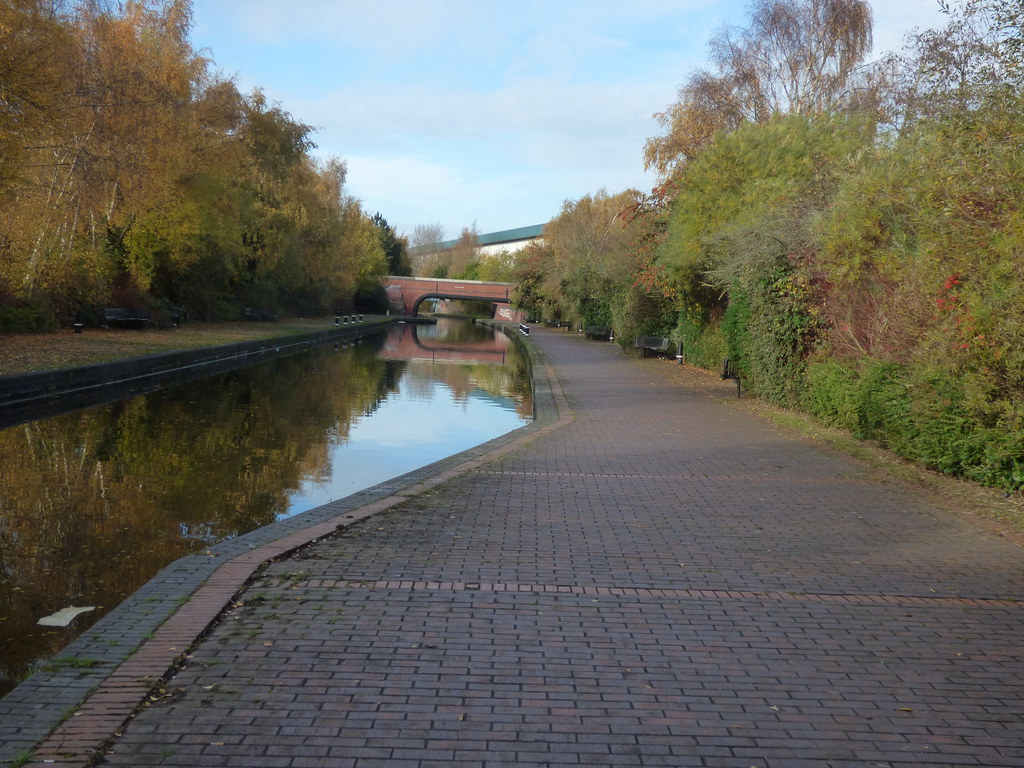 Walsall Canal Wednesbury Willingsworth Hall Bridge Flickr