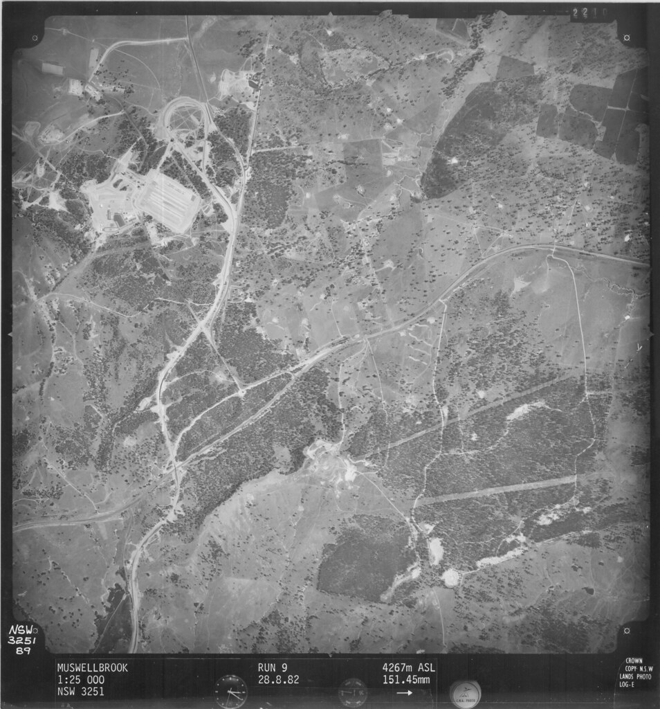 Aerial Photograph Muswellbrook, N.S.W., August 1982. Flickr