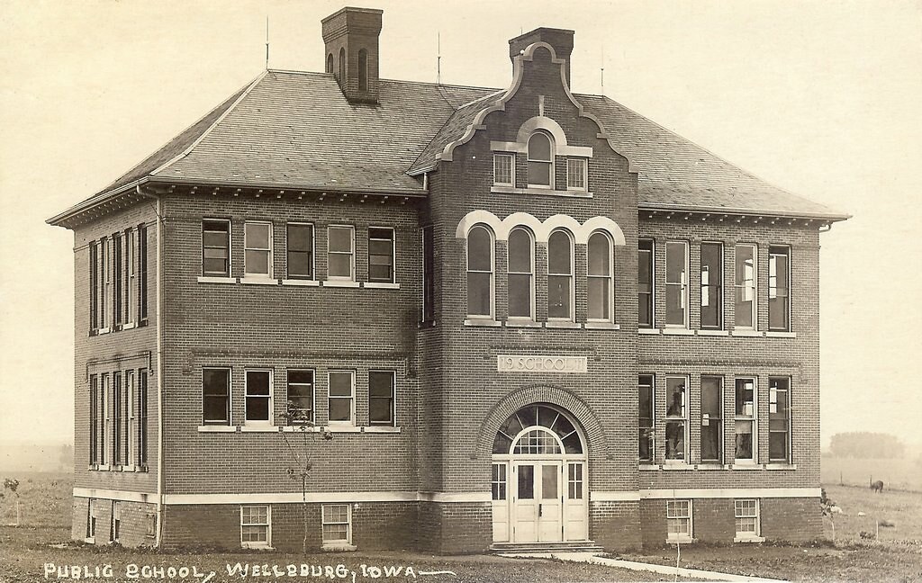 WellsburgSchool1911 (2) Wellsburg, Iowa Public School Flickr