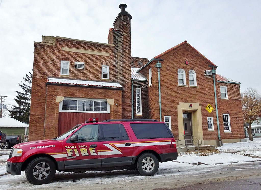 St. Paul, MN Fire Investigations Ford Explorer outside Fir… Flickr
