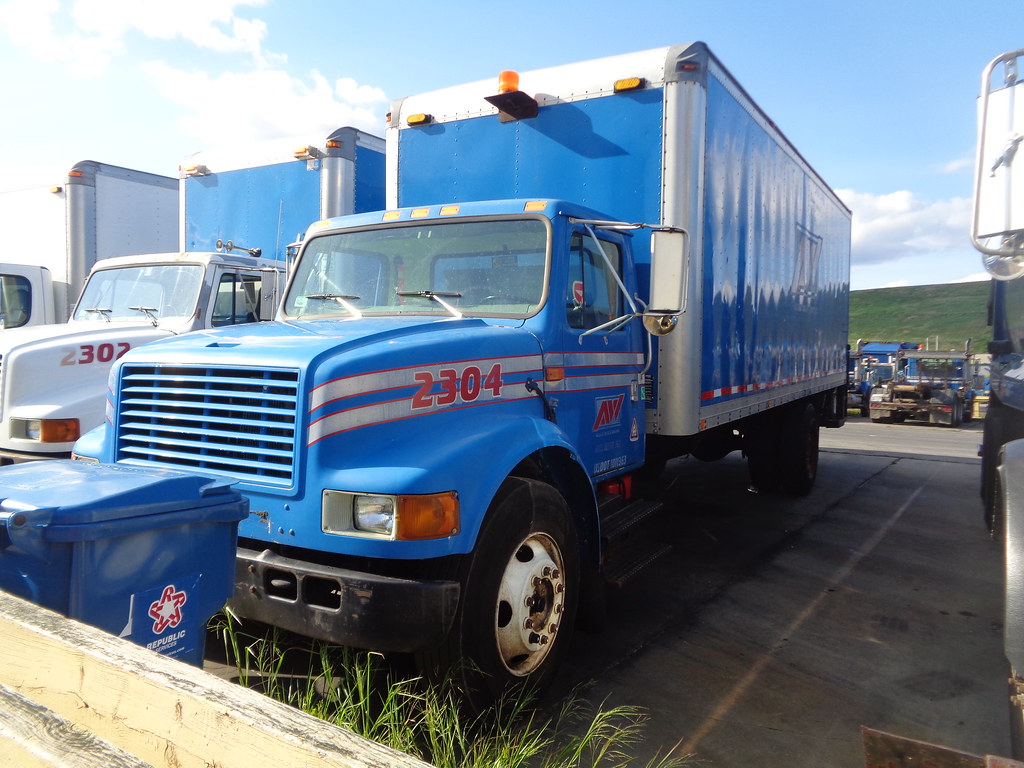 Republic Services AW International 4900 Box Truck wmx