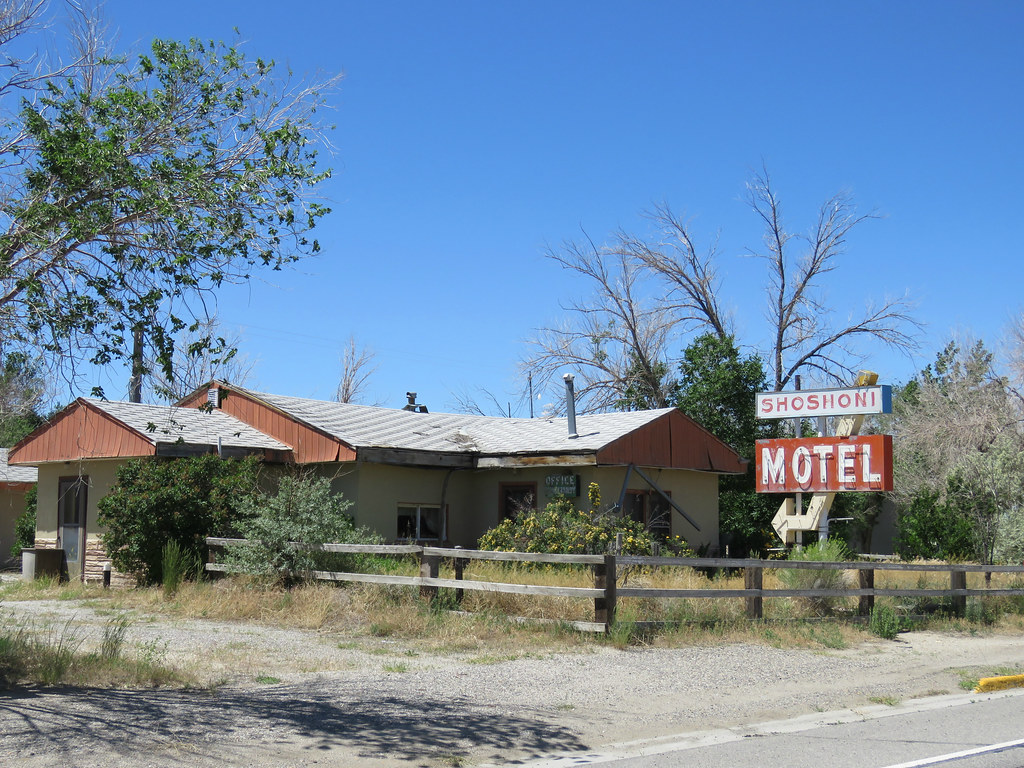 Shoshoni Motel (1 of 2) Abandoned in Shoshoniu, Wyoming. Flickr