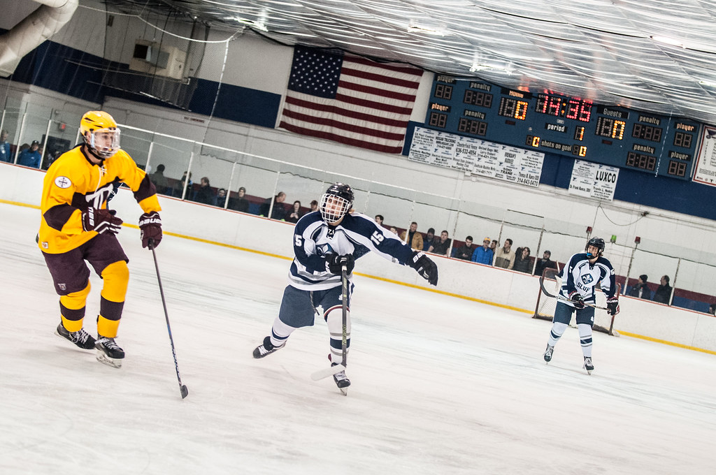 SLUH Hockey vs. De Smet (Jesuit Cup) Flickr
