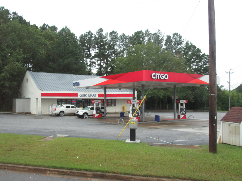 CITGO (Marrietta, GA) A small CITGO gas station in suburba… Flickr
