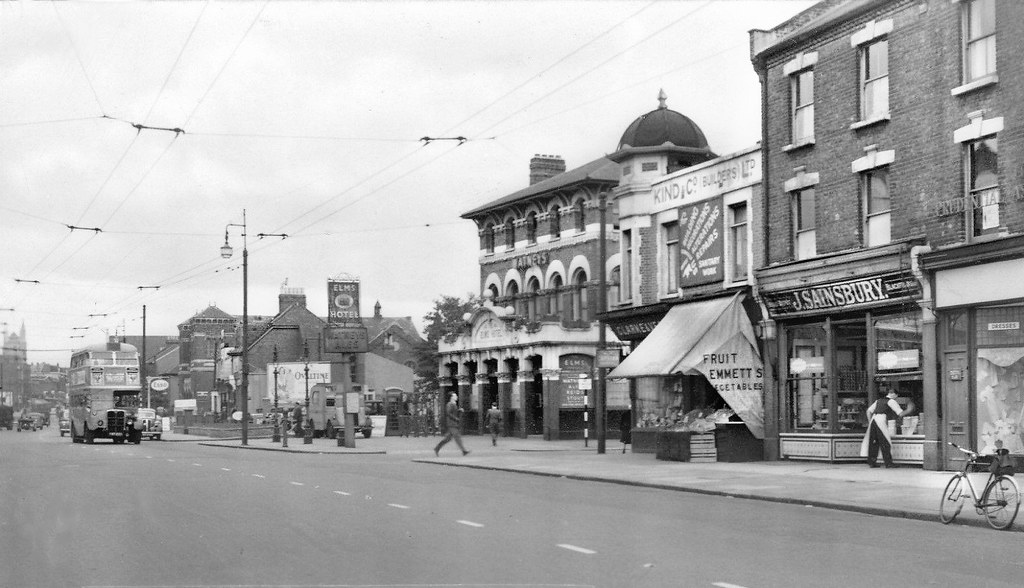 Leytonstone The "Elms Hotel" on the High Road , completed … Flickr