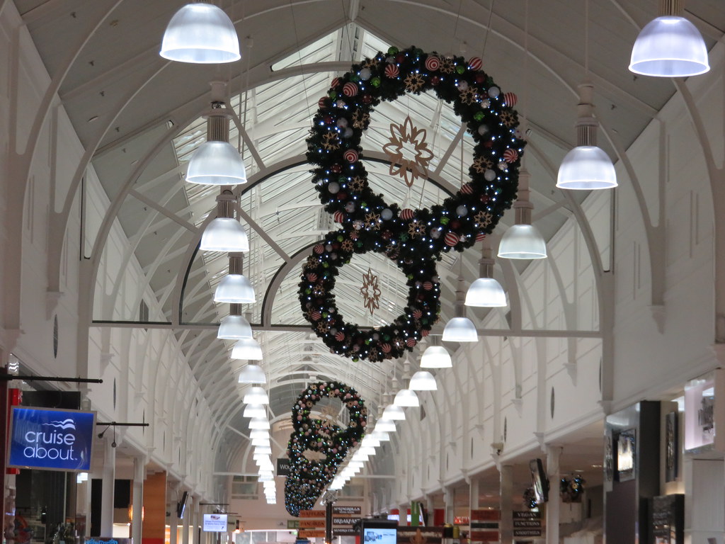 Golden Grove Village (09/11/2017) a photo on Flickriver