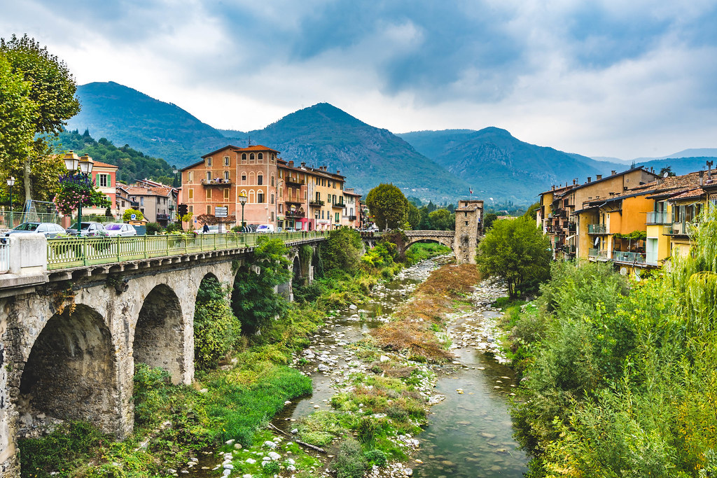 Sospel Village Sospel, France.jpg Suryadi Wijaya Flickr