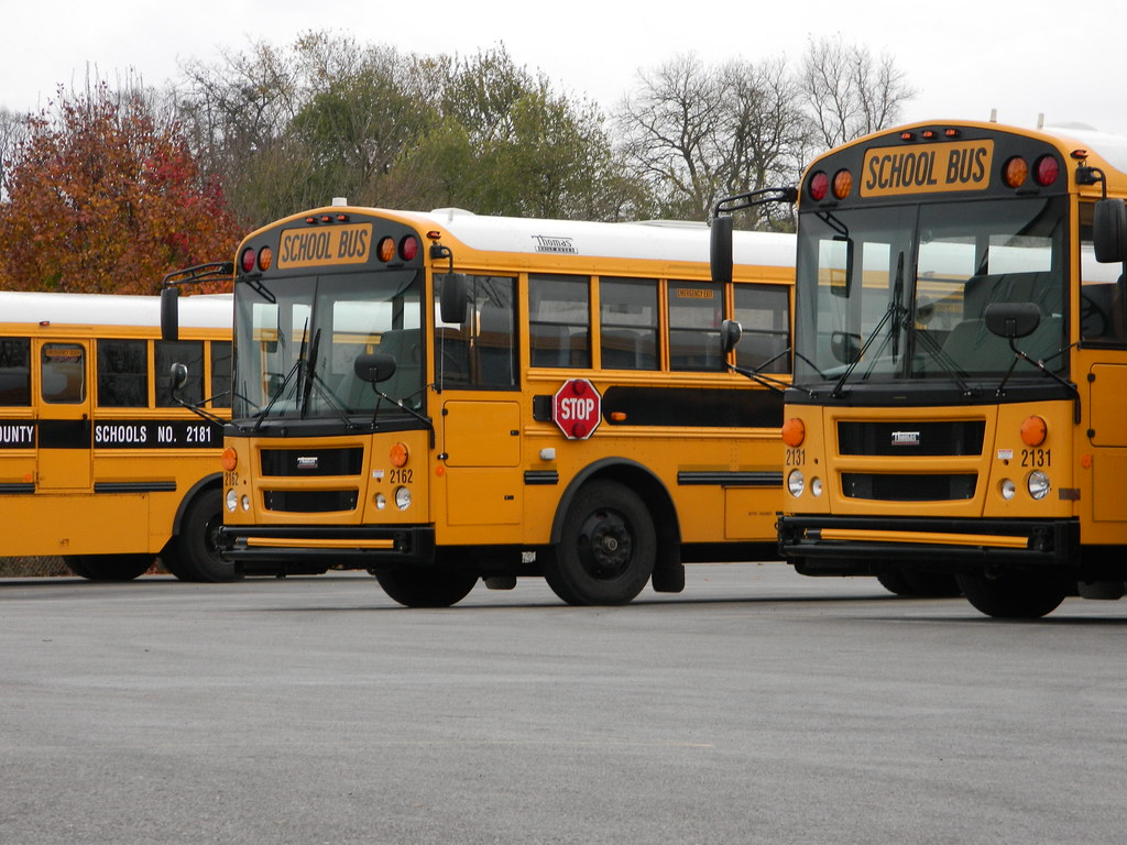 Henry County Schools 2162 (2) Bus lot Eminence, KY Flickr