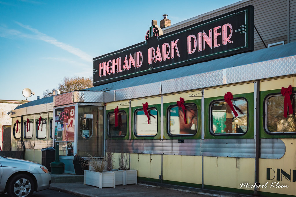 Highland Park Diner Highland Park Diner at 960 S Clinton A… Flickr