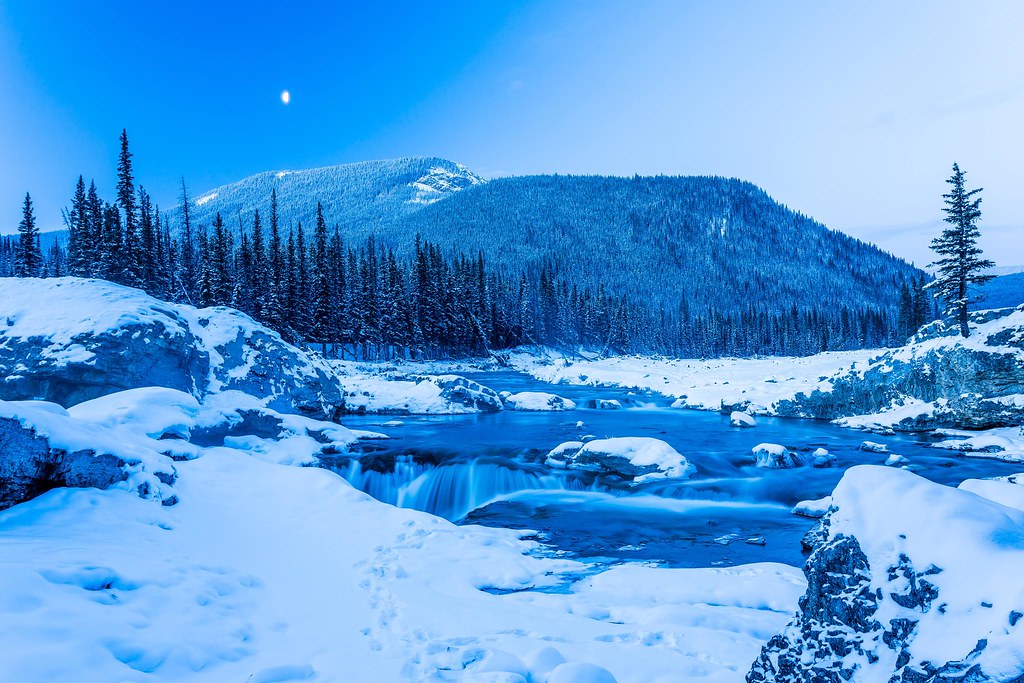 Winter in Kananaskis snow and ice at Elbow Falls in Albe… Flickr