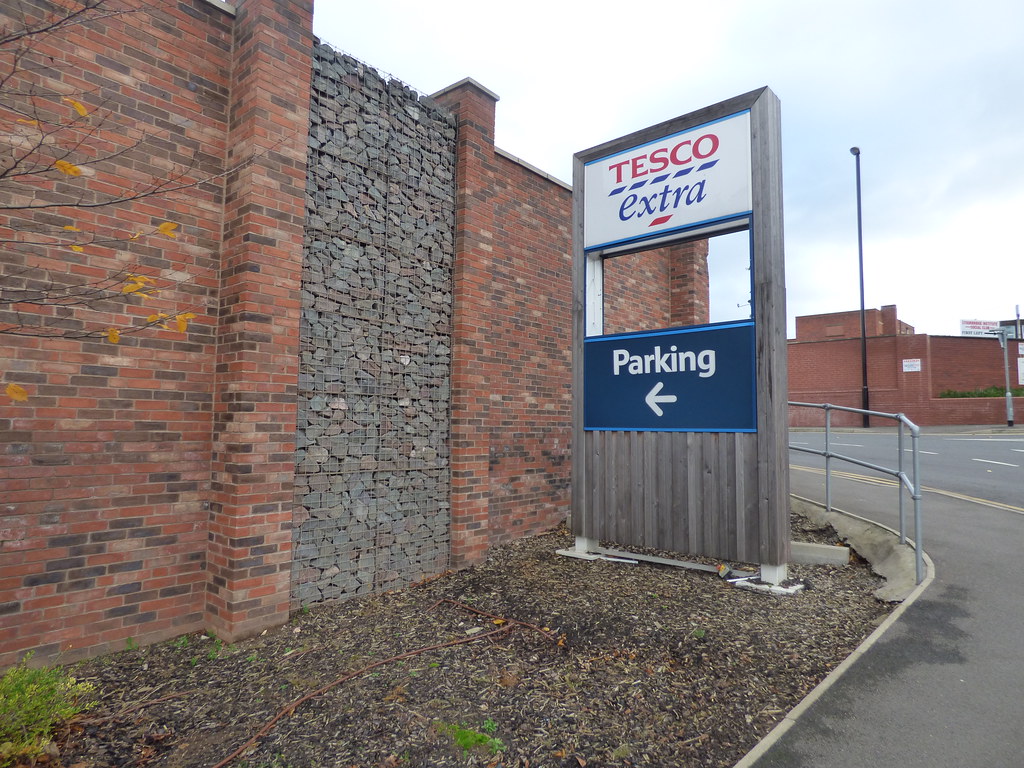 Tesco Extra Bell Street, Stourbridge parking sign Flickr
