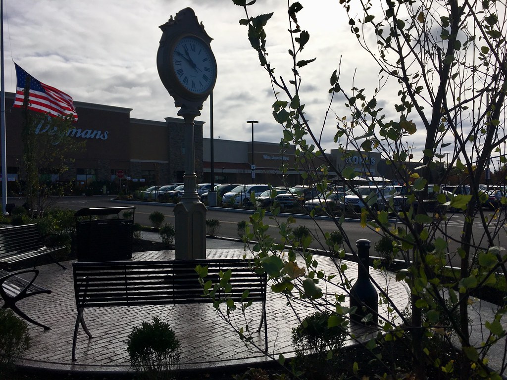 Medford, MA! The Meadow Glen Mall. Andrew Quinney Flickr