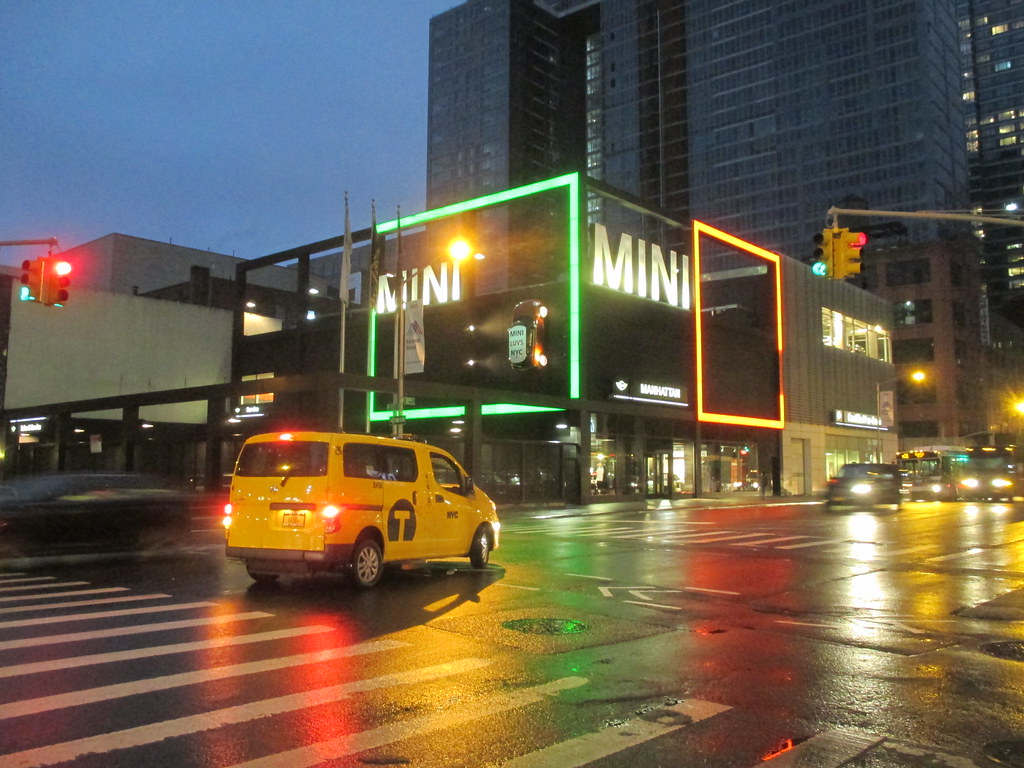 Mini Cooper Wall Crawling Car on Dealership 11th Ave NYC 3… Flickr