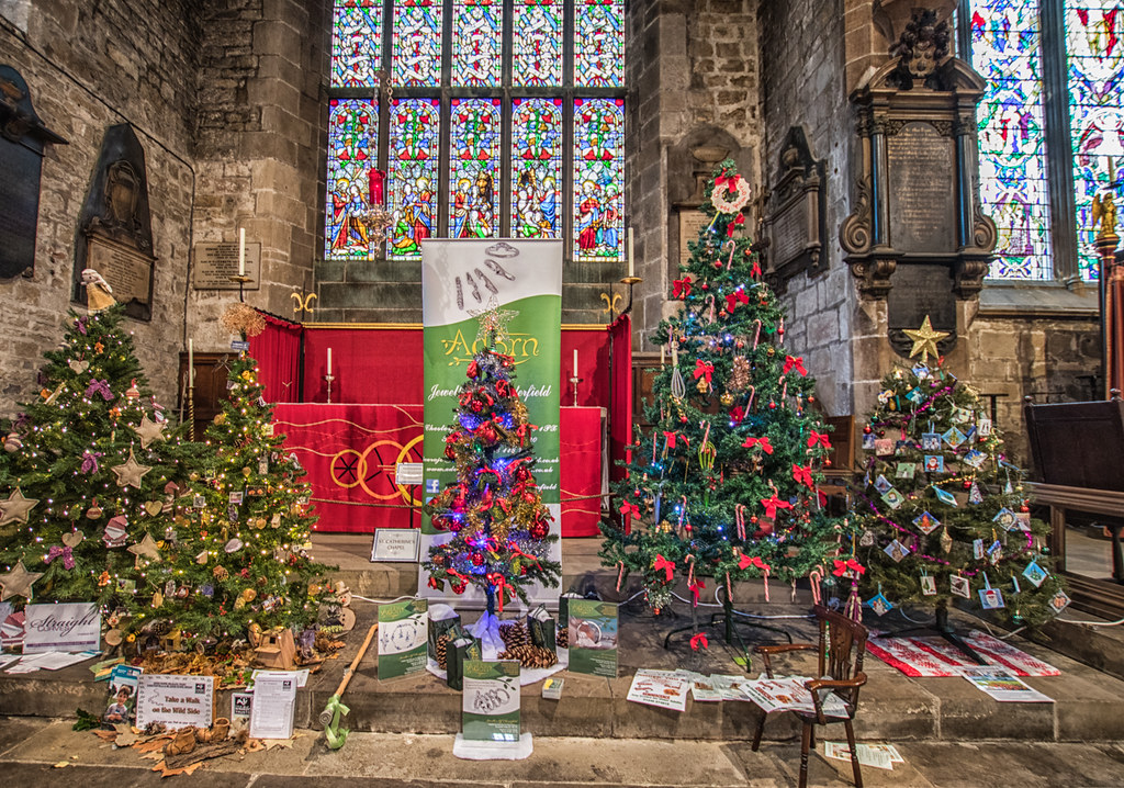 A Festival of Christmas Trees, Chesterfield "Crooked Spire… Flickr