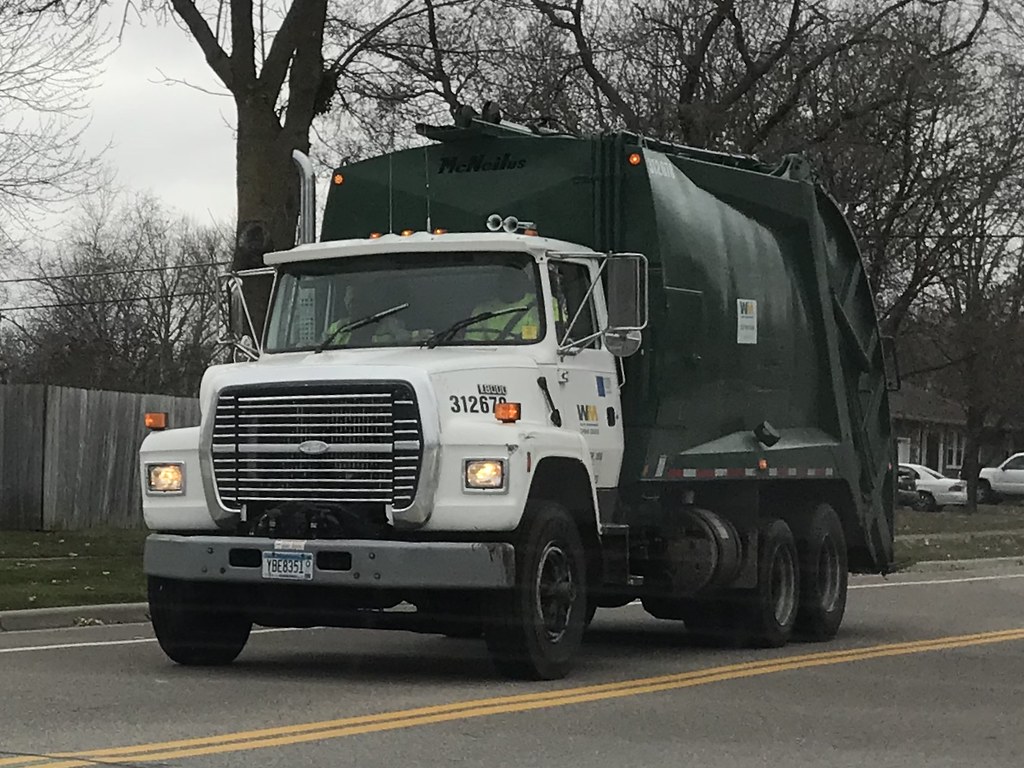 Ford McNeilus RL 312678 Ex East Central Sanitation Trans… Flickr