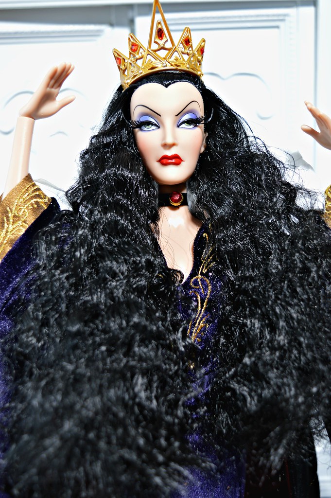 Disney D23 Evil Queen Hair Down BenjNY Flickr