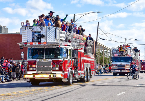 dothan al peanut festival 2023 National Peanut Festival Parade, Dothan, AL Fire Preventio… Flickr