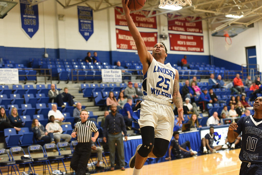 LWC Men's Basketball vs. Warren Wilson Nov. 25, 2017 Flickr