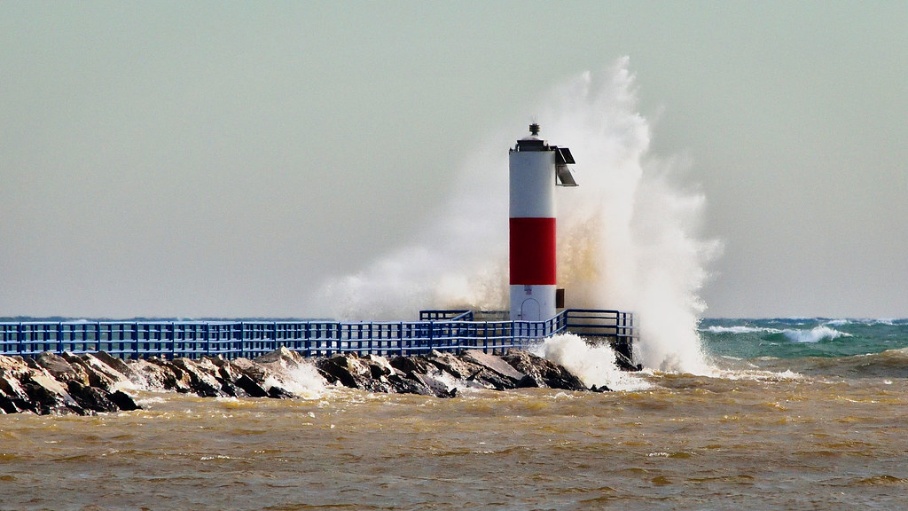 Wave at the Two Rivers Harbor A wave on Lake Michigan cras… Flickr