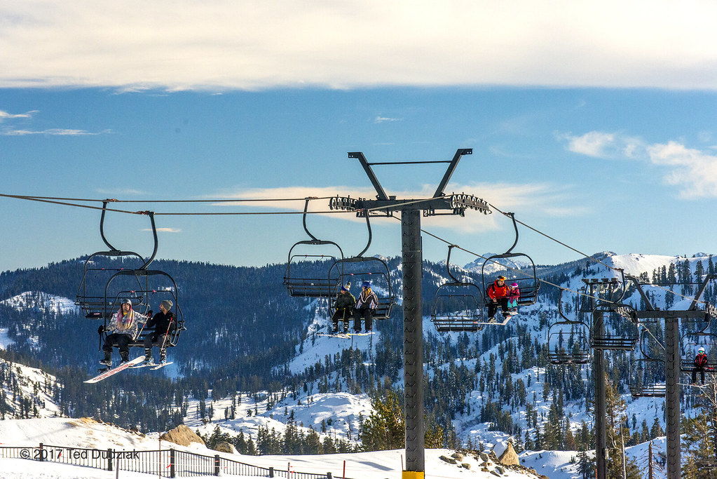 Squaw Valley Lift at High Camp Skiers on the Baileys Beach… Flickr