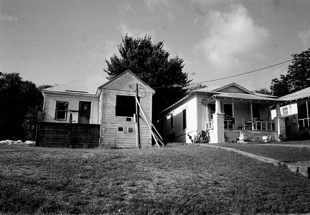 Betterton 1108 (left) 1106 (right) City of Dallas Office of Historic