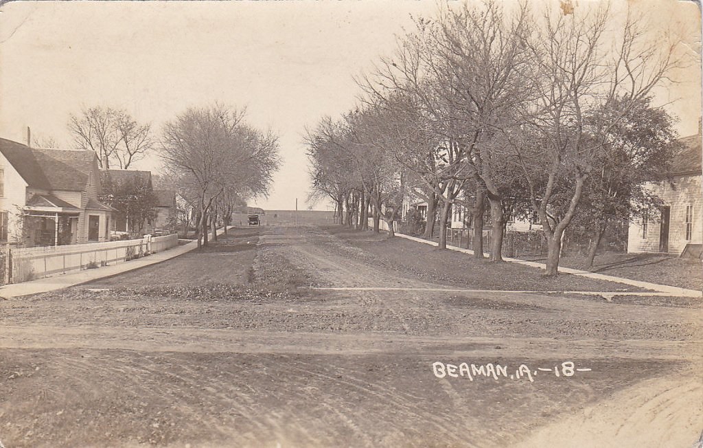 Beaman Beaman, Iowa; H. C. Miller residence on far left GrundyCo