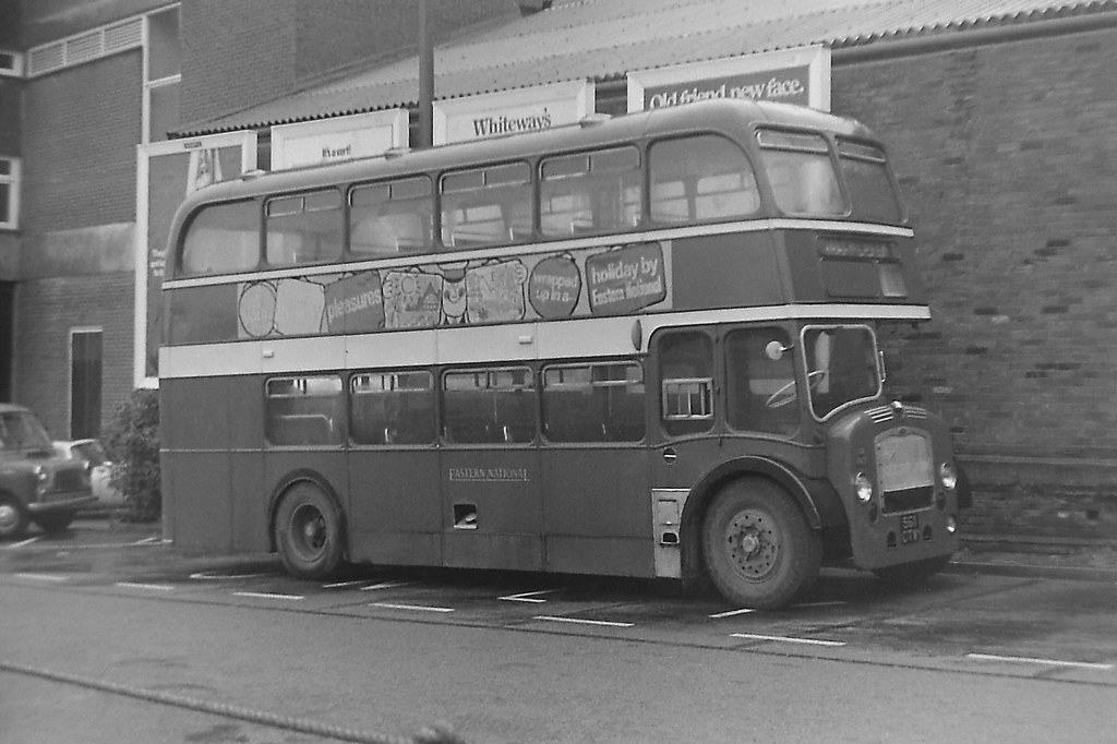 Eastern National 2427 561CTW Bristol LD5G ECW H33/27R new … Flickr