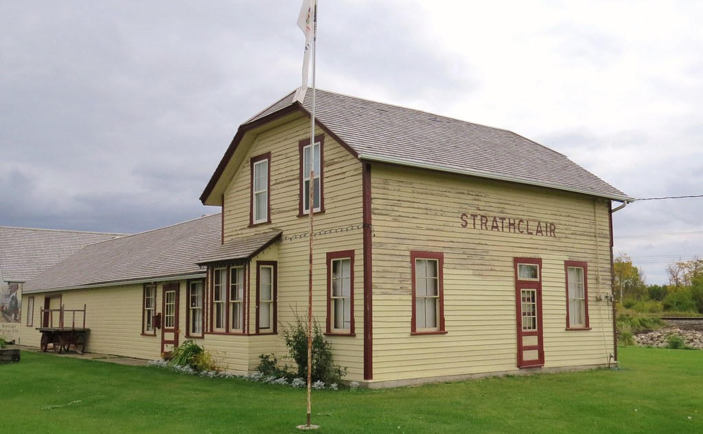 Strathclair, MB Depot Strathclair, Manitoba, Canada; built… Flickr
