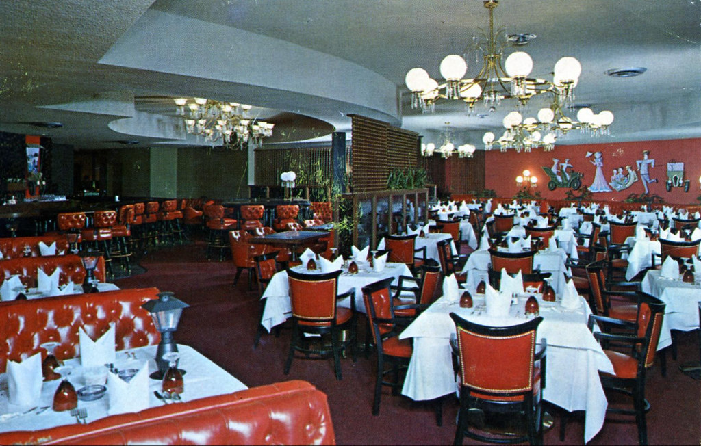 Del b's Hiway House Motor Hotel Tucson AZ A view of the… Flickr