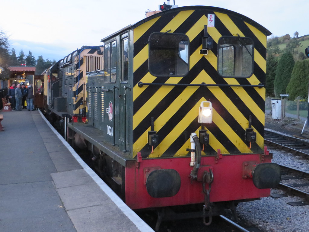 D2246 09010 D2246 09010 06.11.16 Buckfastleigh 2T15 1650 B… Flickr