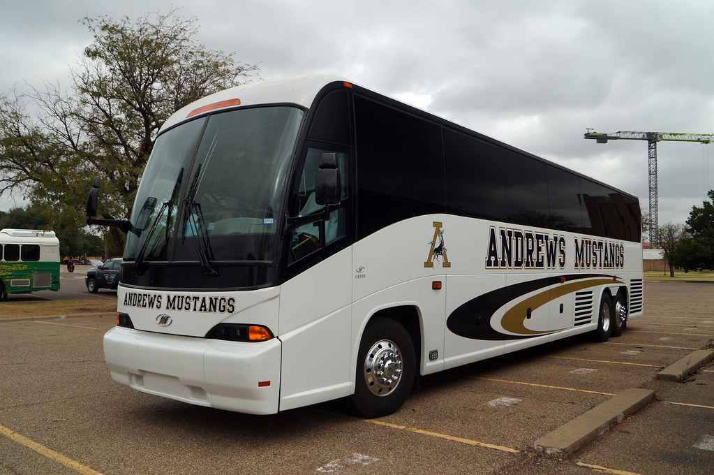 Andrews Mustangs MCI J4500 70 One of Andrews ISD's (Andre… Flickr