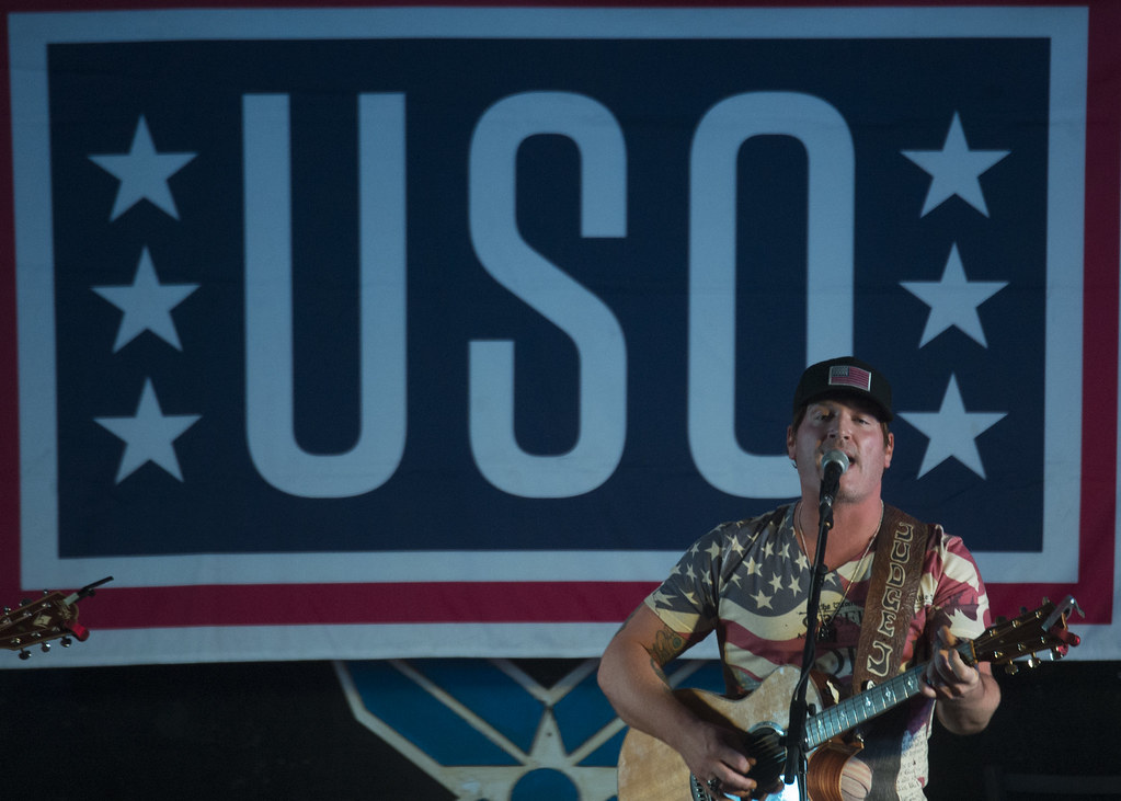 171222DPB383056 Country music artist Jerrod Niemann per… Flickr