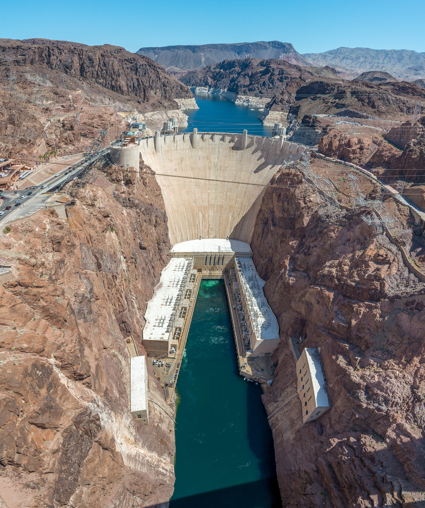 Panorama of the Hoover Dam Hoover Dam is a concrete archg… Flickr