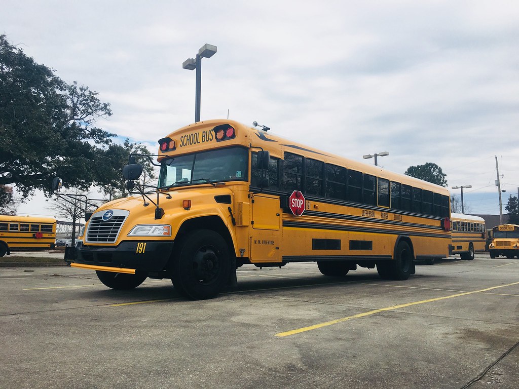 Jefferson Parish Public Schools (Bus 191) Bus Is Owned and… Flickr