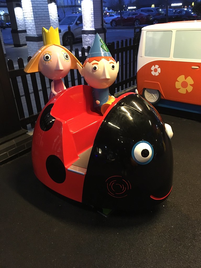 Jolly Roger Ben & Holly’s Little Kingdom Kiddie Ride at Ch… Flickr