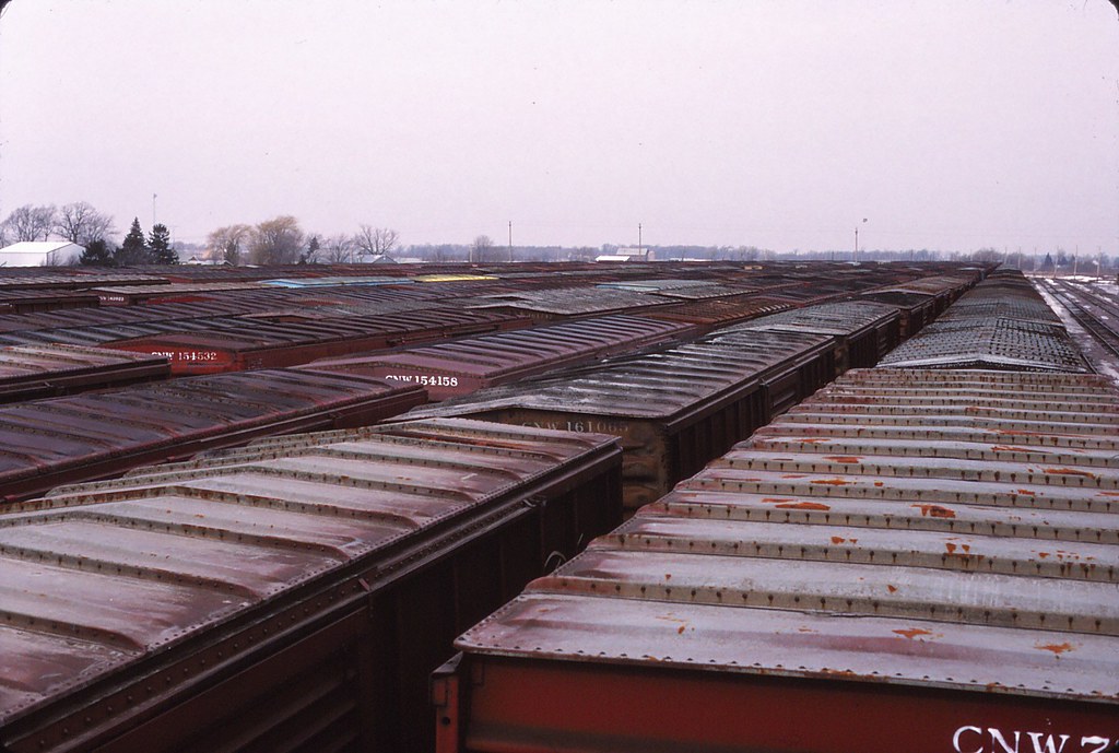 C&NW Storage cars Fond du lac CNW stored a lot of box cars… Flickr