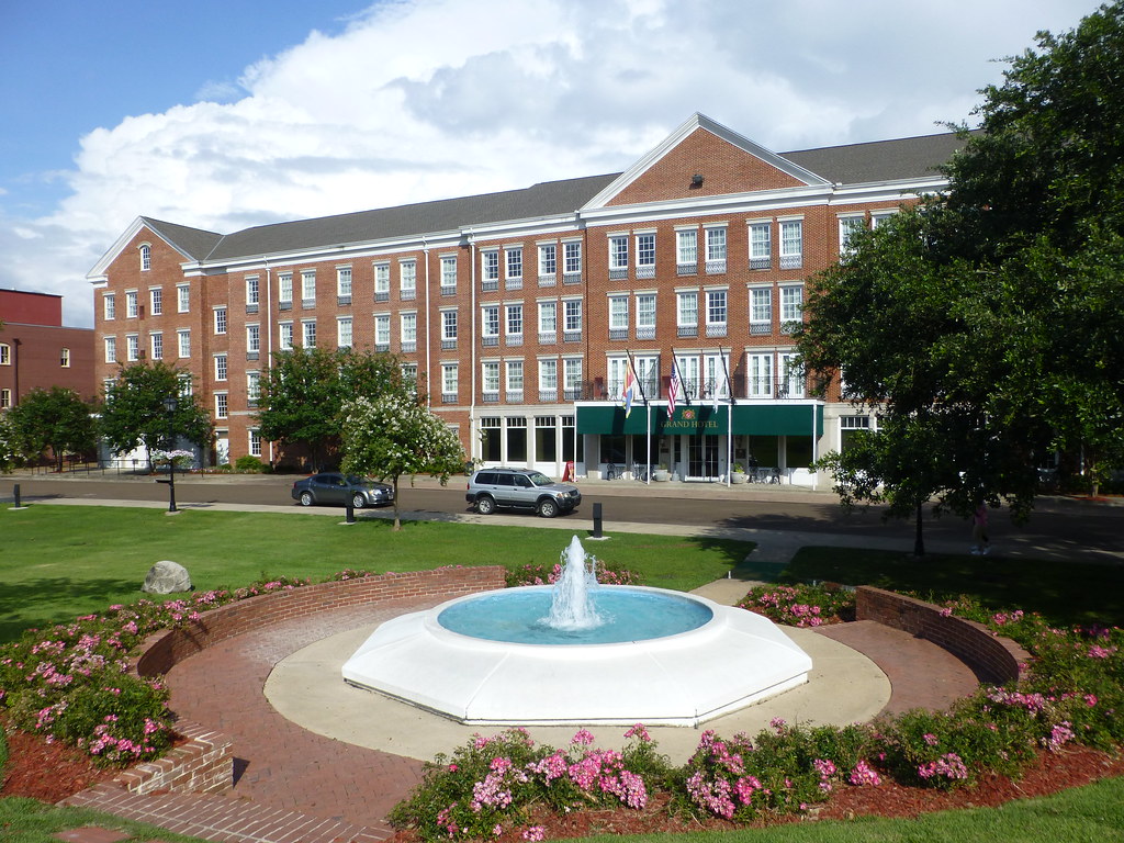 Grand Hotel in Natchez Riverfront Axel Magard Flickr