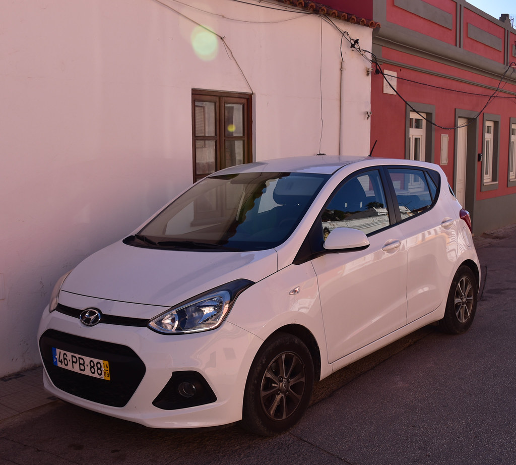 2014 Hyundai i10 The Hyundai i10 is a city car produced