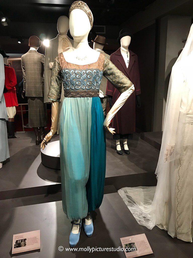 Downton Abbey Exhibit—2017 NYC Meredith Barnes Flickr