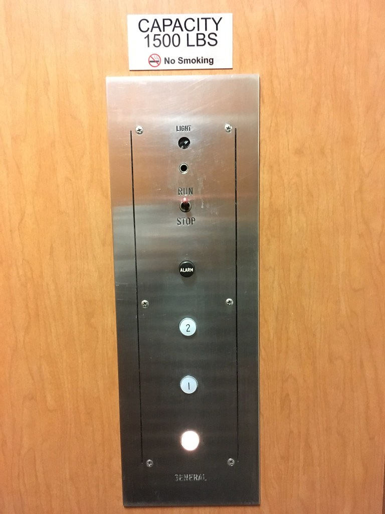 General/Dover elevator in argonne building in Kirkwood DieselDucy