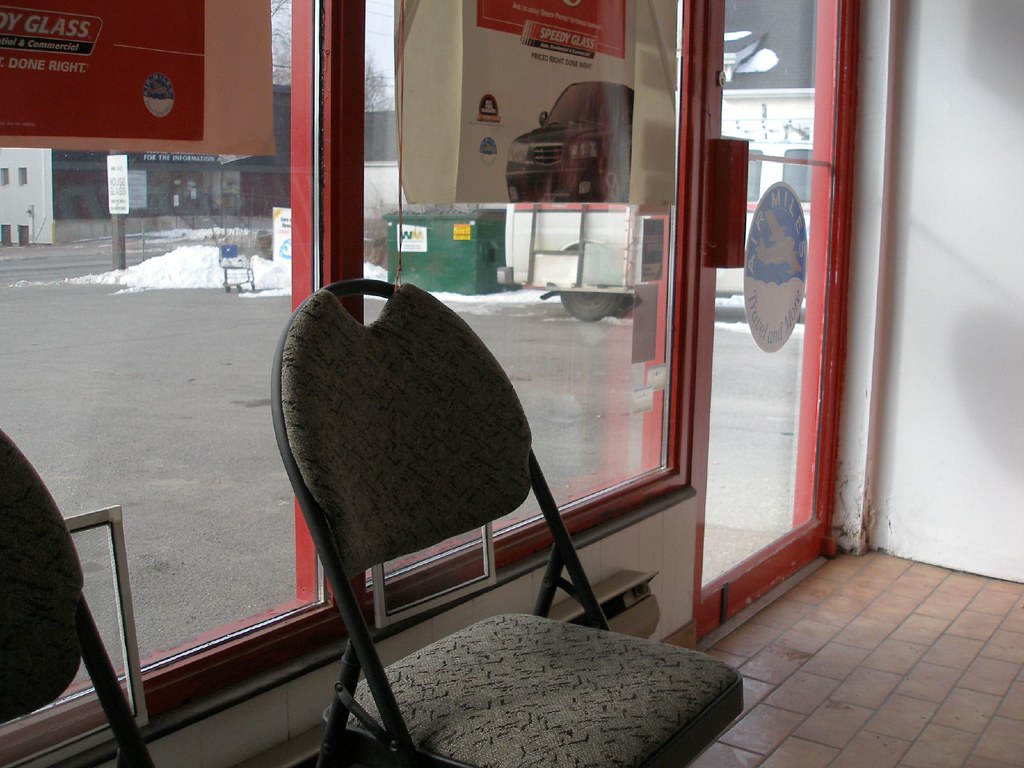 speedy auto glass on concession at victoria street...total… Flickr