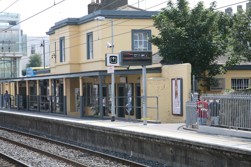 BLACKROCK DART STATION Blackrock has a station on the Dubl… Flickr