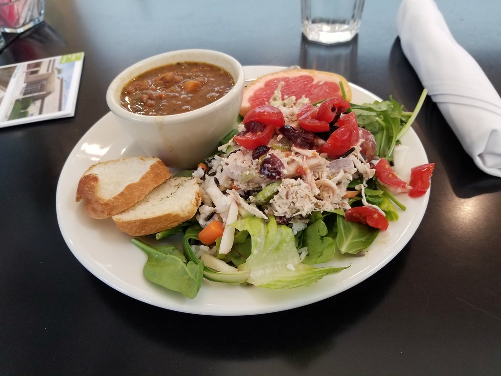 Chicken salad and Curried Lentil soup at the Des Moines Ar… Flickr